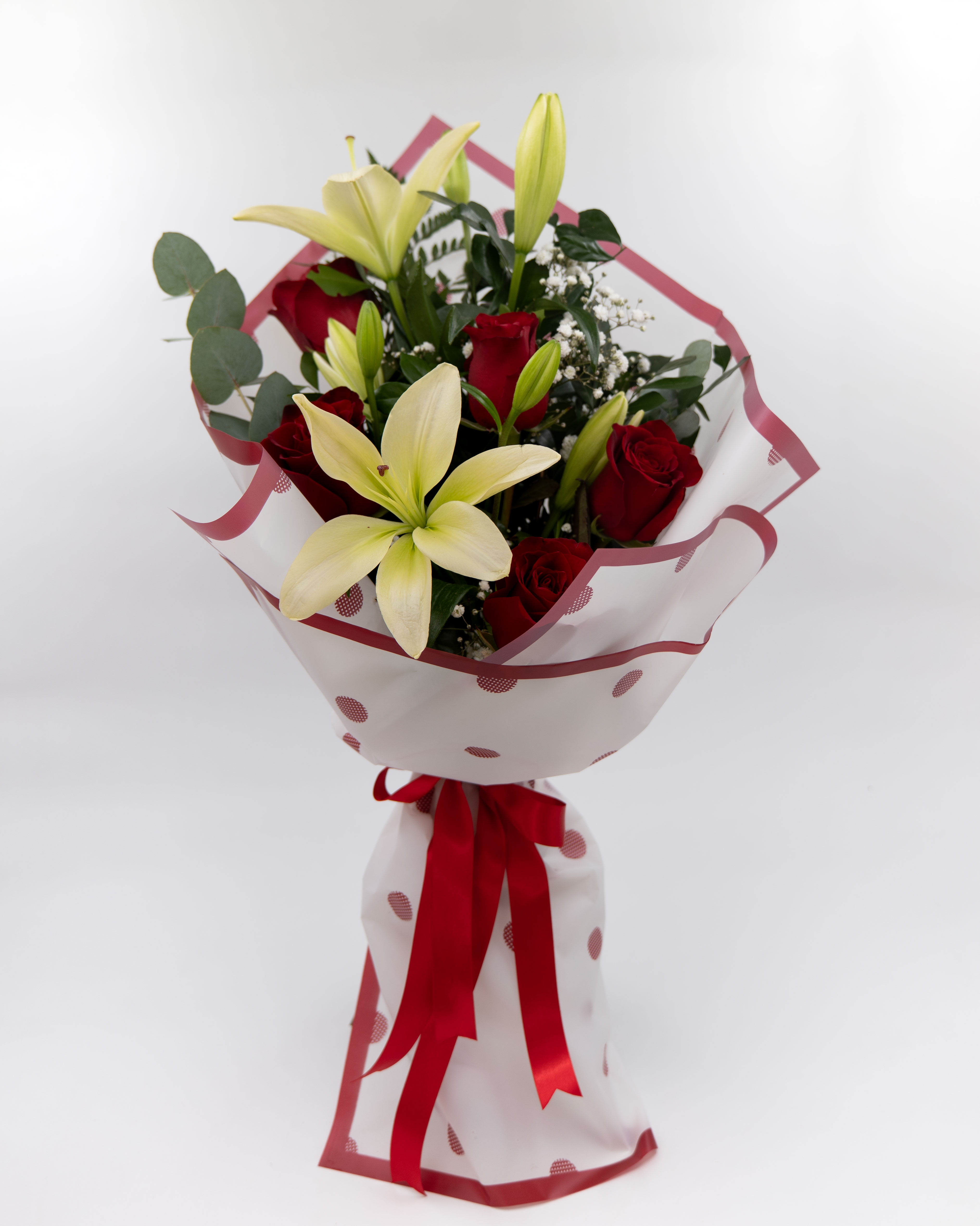 Mix de lirios y rosas